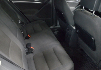 Подержанный автомобиль Volkswagen Tiguan 2012 года (13 фото)