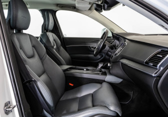 Подержанный автомобиль Volvo XC90 2019 года (24 фото)