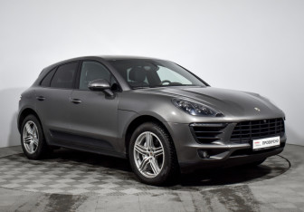 Подержанный автомобиль Porsche Macan 2015 года (3 фото)