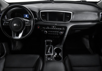 Подержанный автомобиль Kia Sportage 2021 года (14 фото)
