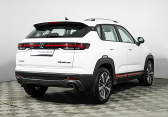 Подержанный автомобиль Changan CS35PLUS 2024 года (5 фото)