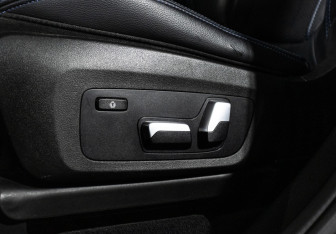 Подержанный автомобиль BMW X3 2018 года (15 фото)