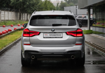 Подержанный автомобиль BMW X3 2019 года (7 фото)