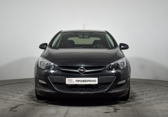 Подержанный автомобиль Opel Astra Hatchback 2012 года (2 фото)