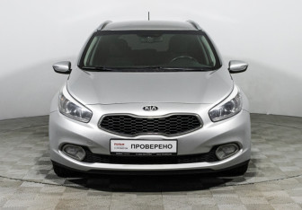 Подержанный автомобиль Kia Ceed Wagon 2015 года (2 фото)
