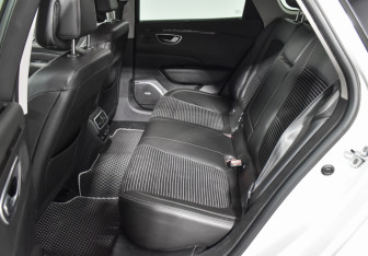 Подержанный автомобиль Renault Talisman Wagon 2016 года (11 фото)