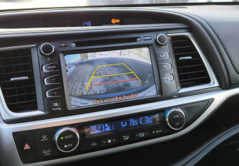 Подержанный автомобиль Toyota Highlander 2014 года (25 фото)