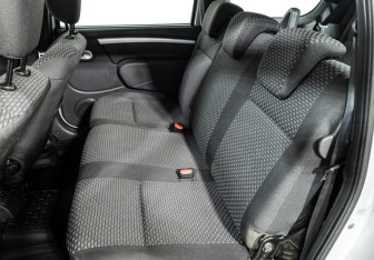 Подержанный автомобиль LADA (ВАЗ) Largus Wagon 2014 года (10 фото)