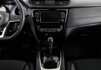 Подержанный автомобиль Nissan Qashqai 2021 года (13 фото)