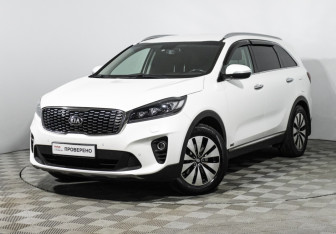 Подержанный автомобиль Kia Sorento 2019 года (1 фото)