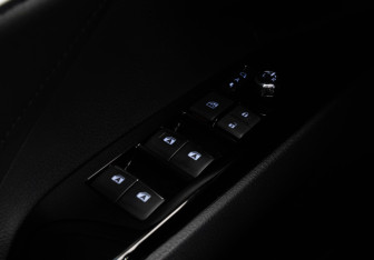 Подержанный автомобиль Toyota Camry Sedan 2019 года (23 фото)