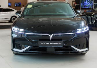 Новый Voyah Passion 2025 (2 фото)