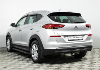 Подержанный автомобиль Hyundai Tucson 2018 года (7 фото)