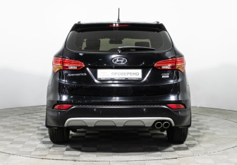 Подержанный автомобиль Hyundai Santa Fe 2014 года (6 фото)