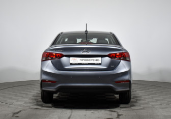 Подержанный автомобиль Hyundai Solaris Sedan 2019 года (6 фото)