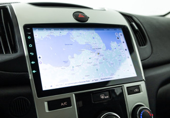 Подержанный автомобиль Kia Cerato Sedan 2011 года (15 фото)