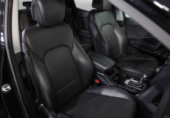 Подержанный автомобиль Hyundai Santa Fe 2015 года (27 фото)