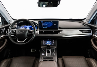 Подержанный автомобиль Chery Tiggo 8 Pro 2023 года (11 фото)