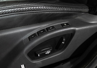 Подержанный автомобиль Volvo XC70 2010 года (15 фото)