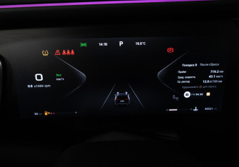 Подержанный автомобиль Exeed VX 2023 года (12 фото)