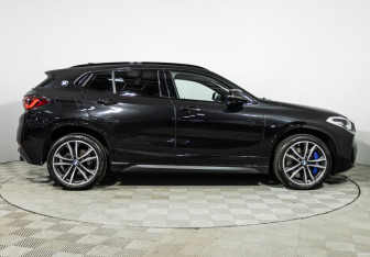 Подержанный автомобиль BMW X2 2021 года (4 фото)