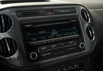Подержанный автомобиль Volkswagen Tiguan 2012 года (13 фото)