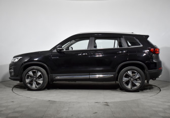 Подержанный автомобиль Changan CS75 2022 года (8 фото)