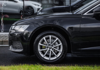 Подержанный автомобиль Audi A6 Sedan 2020 года (10 фото)