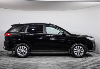 Подержанный автомобиль Haval M6 2023 года (4 фото)