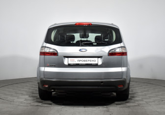 Подержанный автомобиль Ford S-MAX 2007 года (6 фото)