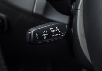 Подержанный автомобиль Audi Q5 2013 года (15 фото)