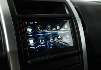 Подержанный автомобиль Nissan X-Trail 2012 года (15 фото)