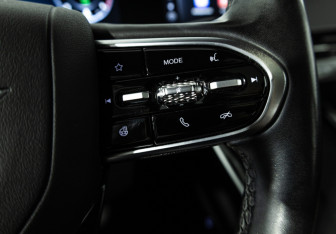 Подержанный автомобиль Omoda C5 2023 года (22 фото)