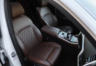 Подержанный автомобиль BMW X5 2019 года (15 фото)