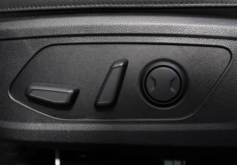 Подержанный автомобиль Kia K5 2020 года (31 фото)