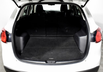 Подержанный автомобиль Mazda CX-5 2015 года (19 фото)