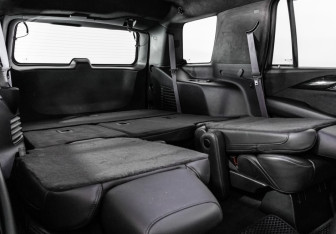 Подержанный автомобиль Cadillac Escalade Suv 2016 года (26 фото)
