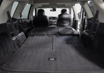 Подержанный автомобиль Infiniti JX 2013 года (37 фото)