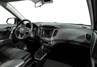 Подержанный автомобиль Hyundai Creta 2016 года (9 фото)