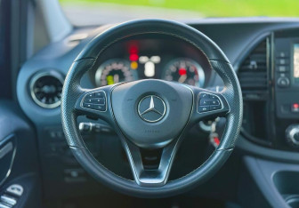 Подержанный автомобиль Mercedes-Benz Vito 2021 года (11 фото)