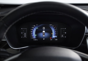 Подержанный автомобиль Geely Atlas Pro 2023 года (12 фото)