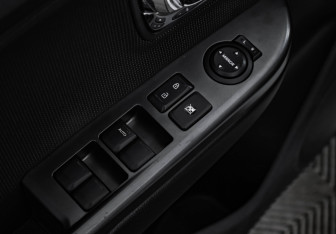 Подержанный автомобиль Kia Rio Sedan 2013 года (19 фото)