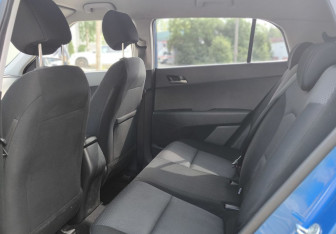 Подержанный автомобиль Hyundai Creta 2016 года (10 фото)