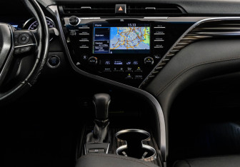 Подержанный автомобиль Toyota Camry Sedan 2019 года (19 фото)