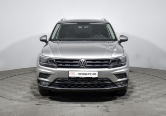 Подержанный автомобиль Volkswagen Tiguan 2018 года (2 фото)