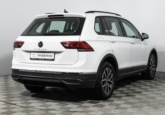 Подержанный автомобиль Volkswagen Tiguan 2021 года (5 фото)