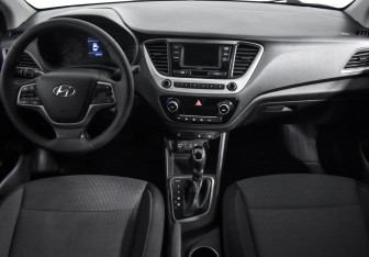 Подержанный автомобиль Hyundai Solaris Sedan 2018 года (14 фото)