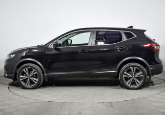 Подержанный автомобиль Nissan Qashqai 2019 года (8 фото)