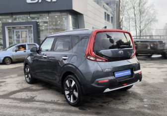 Подержанный автомобиль Kia Soul 2019 года (6 фото)