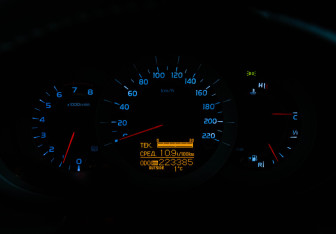 Подержанный автомобиль Toyota RAV4 2006 года (22 фото)